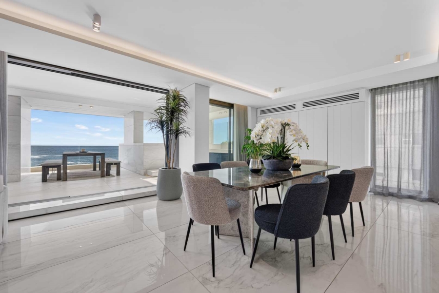5 Bedroom Property for Sale in Bantry Bay Western Cape